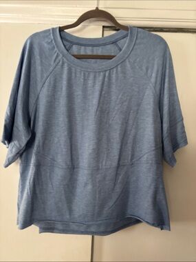 Light Blue Women's Relaxed Short Sleeve Top